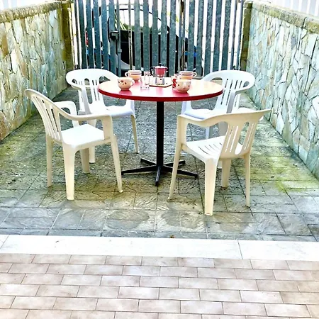 Holiday home Villetta Blu *